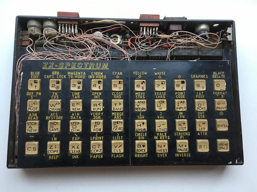 IMG_9245.JPG - клавиатура - от калькуляторов Б3-28м (2 шт)