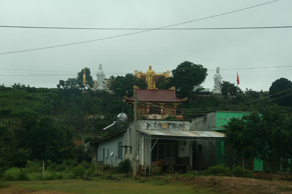 IMG_0726.JPG - вездесущий Будда!.