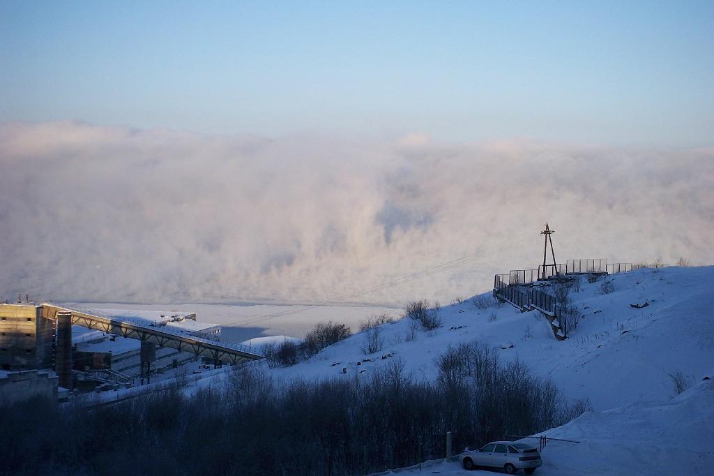 9_101_0254.JPG - Солнце и мгла.. (залив "парит", -20гр воздух, а вода - "теплая", типа гольфстрим...)